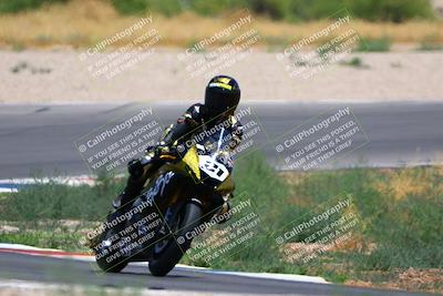 media/Apr-30-2023-CRA (Sun) [[020fcf5d43]]/Race 2-600 Expert Supersport/